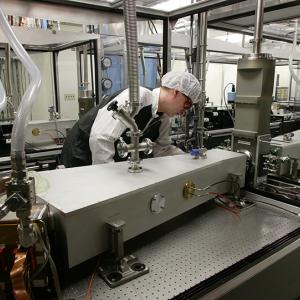 Mercury laser beamline